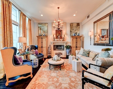 10212 Stone Briar Court - Photo Thumbnail 31