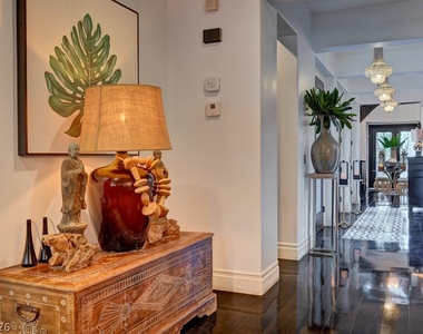 10212 Stone Briar Court - Photo Thumbnail 53