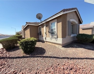 4837 Raw Umber Court - Photo Thumbnail 17