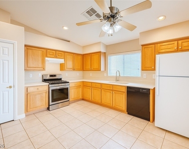4837 Raw Umber Court - Photo Thumbnail 3