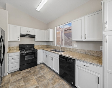 9588 Ensworth Street - Photo Thumbnail 3