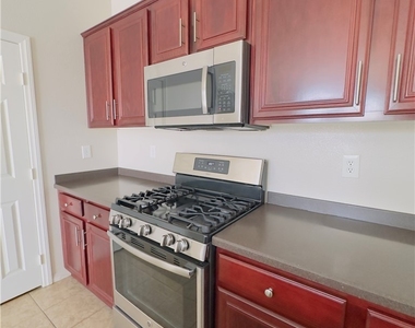 6255 W Arby Avenue - Photo Thumbnail 2
