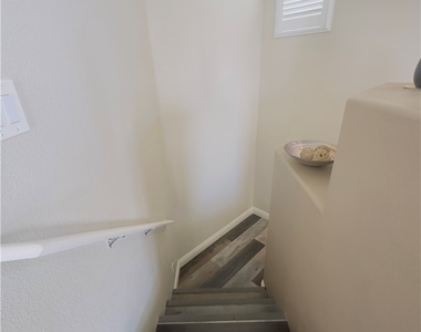 6255 W Arby Avenue - Photo Thumbnail 7
