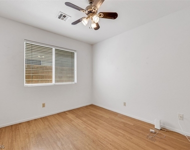 815 Stillwater Lane - Photo Thumbnail 8