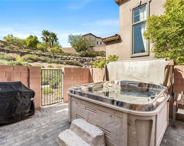 11392 Corsica Mist Avenue - Photo Thumbnail 6