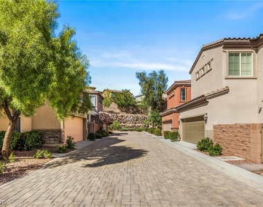 11392 Corsica Mist Avenue - Photo Thumbnail 23
