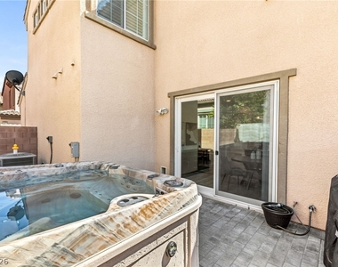 11392 Corsica Mist Avenue - Photo Thumbnail 19