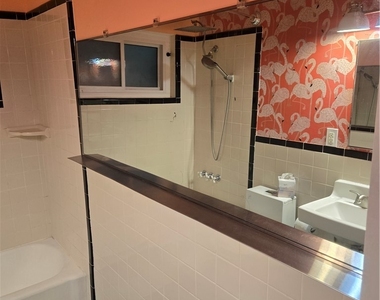 1305 Phillips Avenue - Photo Thumbnail 11