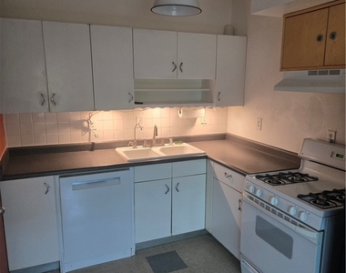1305 Phillips Avenue - Photo Thumbnail 2