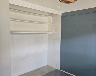 1305 Phillips Avenue - Photo Thumbnail 7