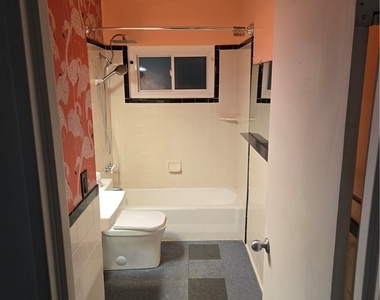 1305 Phillips Avenue - Photo Thumbnail 9