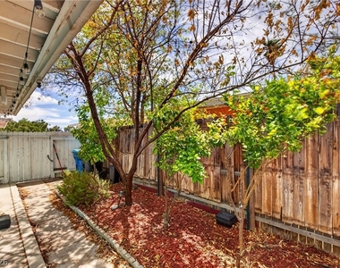 1305 Phillips Avenue - Photo Thumbnail 19
