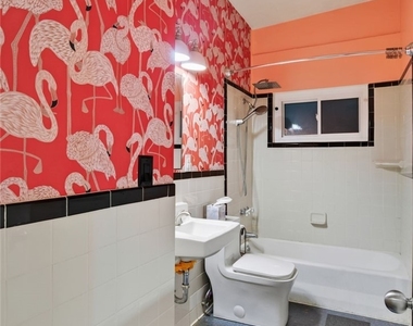 1305 Phillips Avenue - Photo Thumbnail 12