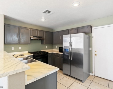 9477 Havasu Canyon Avenue - Photo Thumbnail 6