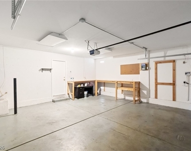 9477 Havasu Canyon Avenue - Photo Thumbnail 7