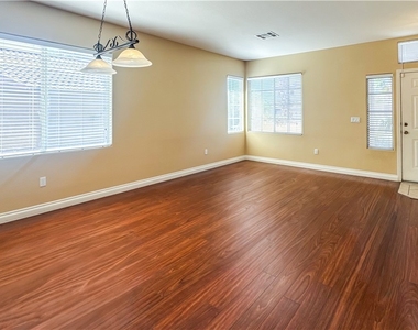 10724 Windrose Point Avenue - Photo Thumbnail 2