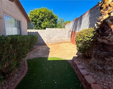 10724 Windrose Point Avenue - Photo Thumbnail 31