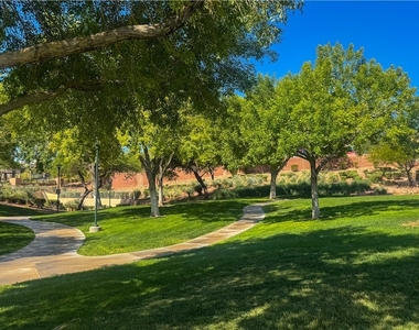 10724 Windrose Point Avenue - Photo Thumbnail 40