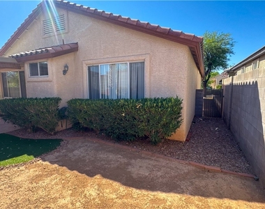 10724 Windrose Point Avenue - Photo Thumbnail 38