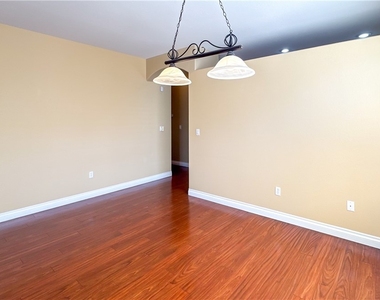10724 Windrose Point Avenue - Photo Thumbnail 3