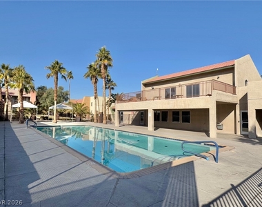 4921 Indian River Drive - Photo Thumbnail 13