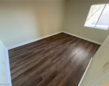 4921 Indian River Drive - Photo Thumbnail 5