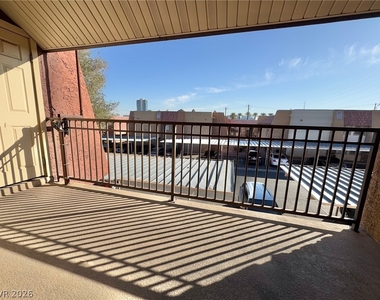 4921 Indian River Drive - Photo Thumbnail 12