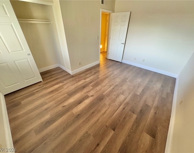 4921 Indian River Drive - Photo Thumbnail 8