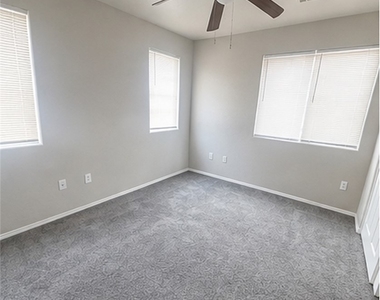 10441 Armand Avenue - Photo Thumbnail 4