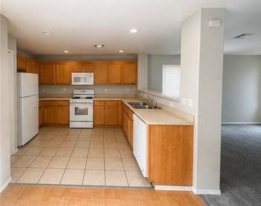 10441 Armand Avenue - Photo Thumbnail 3