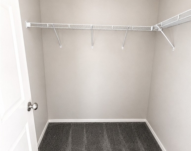 10441 Armand Avenue - Photo Thumbnail 10