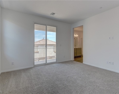 5174 Olga Manor Avenue - Photo Thumbnail 11