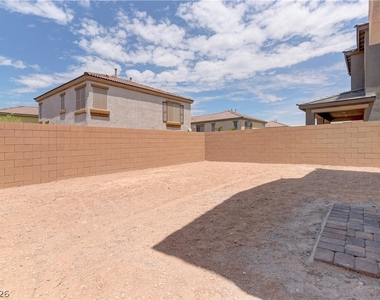5174 Olga Manor Avenue - Photo Thumbnail 17