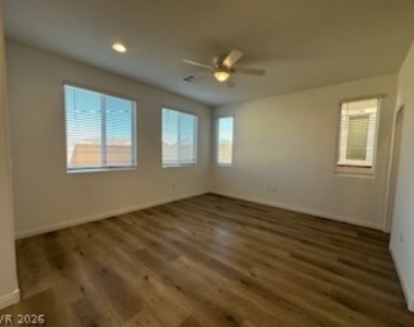 357 Silva Place - Photo Thumbnail 24