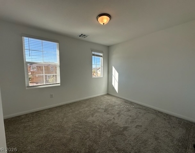 357 Silva Place - Photo Thumbnail 21