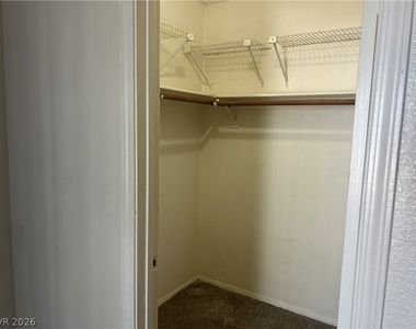 5429 Centurion Court - Photo Thumbnail 11