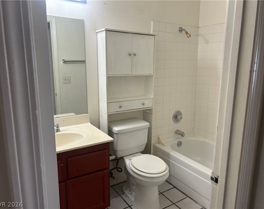 5429 Centurion Court - Photo Thumbnail 6