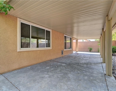 10240 Gladstone Peak Street - Photo Thumbnail 45
