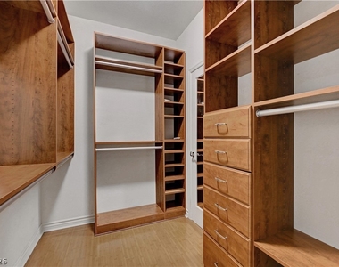 10240 Gladstone Peak Street - Photo Thumbnail 29