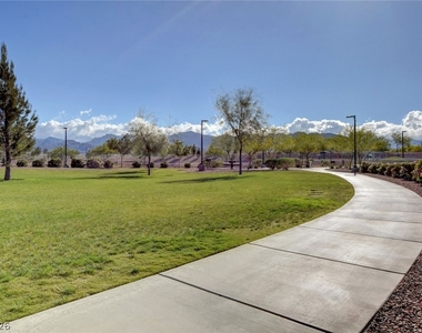 10240 Gladstone Peak Street - Photo Thumbnail 54