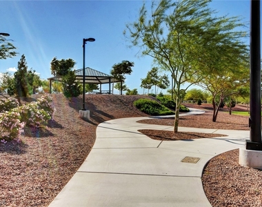 10240 Gladstone Peak Street - Photo Thumbnail 57