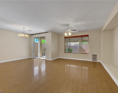 10240 Gladstone Peak Street - Photo Thumbnail 7