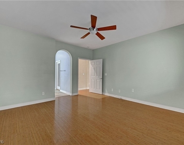 10240 Gladstone Peak Street - Photo Thumbnail 24