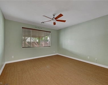 10240 Gladstone Peak Street - Photo Thumbnail 22