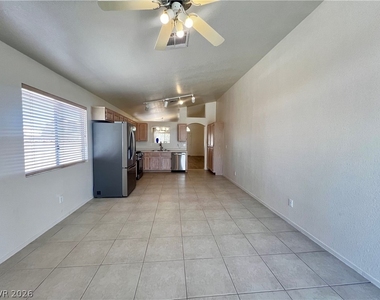 7100 Village Shore Court - Photo Thumbnail 9