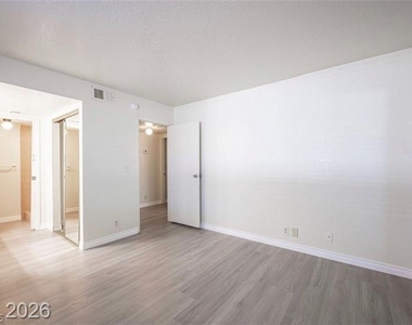 5336 Mancos Court - Photo Thumbnail 7