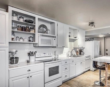 1454 Elizabeth Avenue - Photo Thumbnail 7