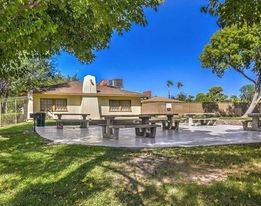 1454 Elizabeth Avenue - Photo Thumbnail 18