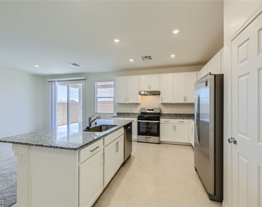 4159 Scarlet Cob Avenue - Photo Thumbnail 6