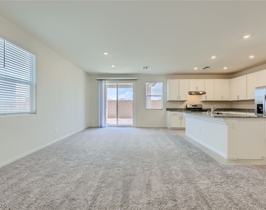 4159 Scarlet Cob Avenue - Photo Thumbnail 3